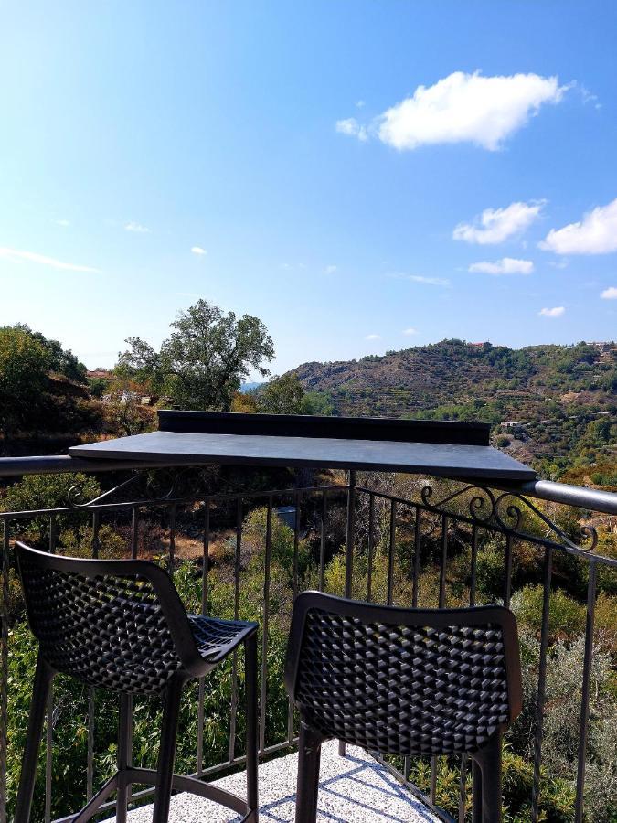 Agros Green Valley Suites Лимасол Экстерьер фото